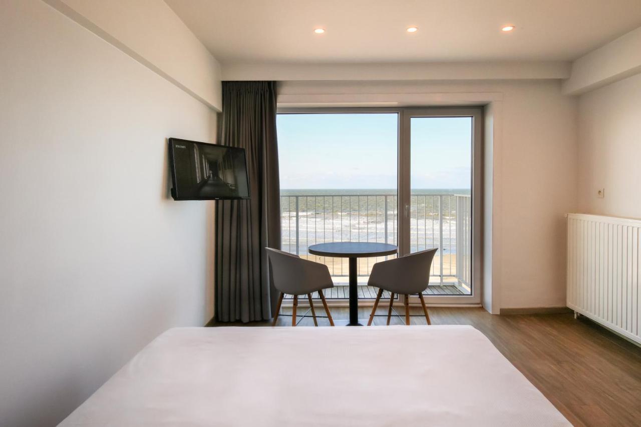 Hotel Sandeshoved Zeedijk Nieuwpoort Dış mekan fotoğraf